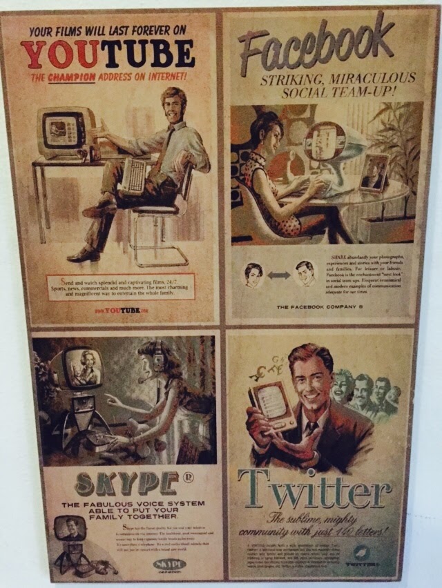 レトロ風に描かれたYoutube、Facebook、Skype、Twitterのポスター